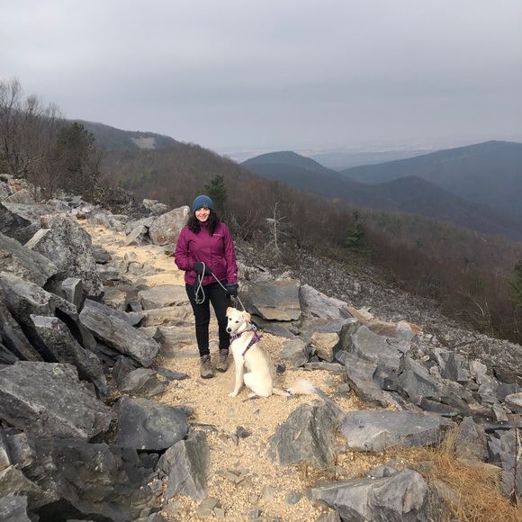 Meet The Posher - Emily - Picture 4 of 10